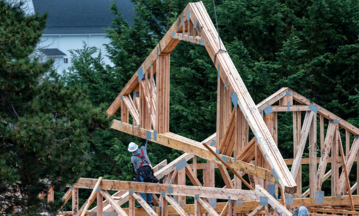 Single family home being built.