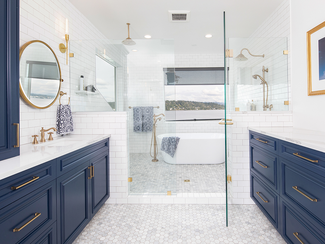 REX Award Winner, Bath Excellence—$60,000–$80,000, Armada Design & Build Inc., photo courtesy of Irina Elston ©2019