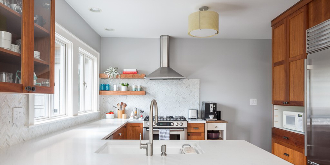 Decluttered kitchen, credit Cindy Apple Photography for Model Remodel